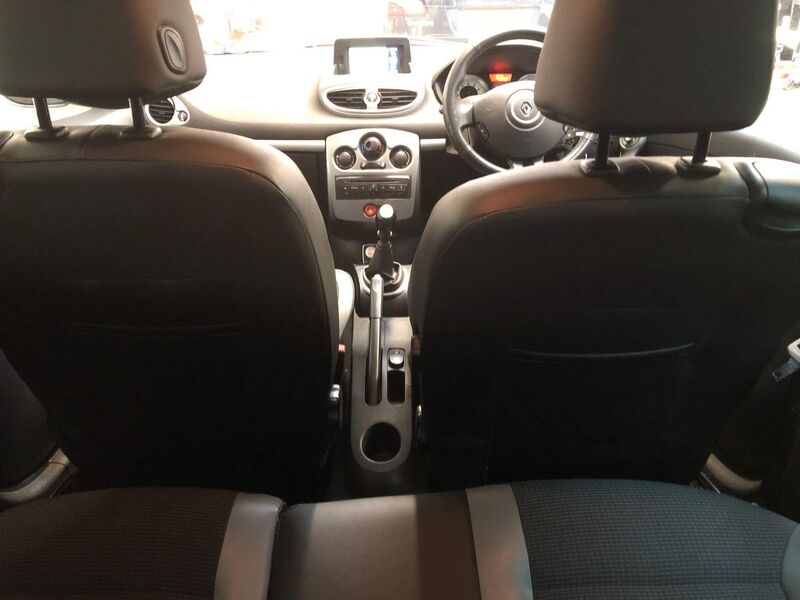 RENAULT CLIO