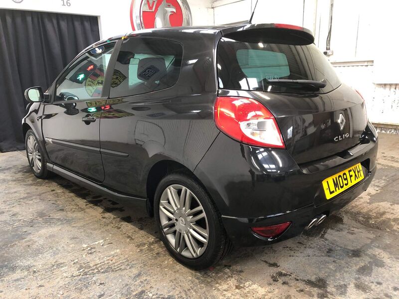 RENAULT CLIO