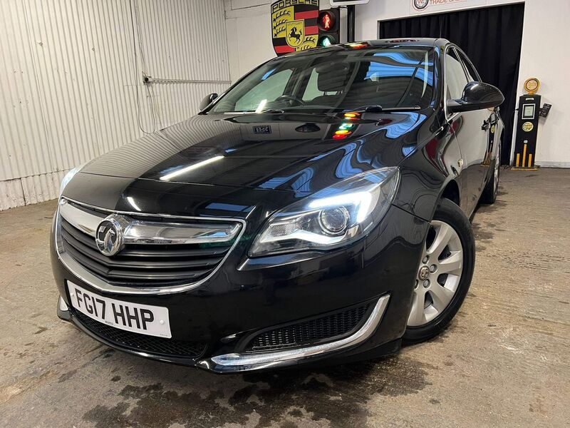 VAUXHALL INSIGNIA