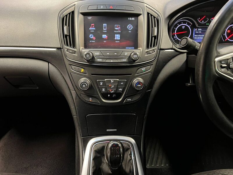 VAUXHALL INSIGNIA