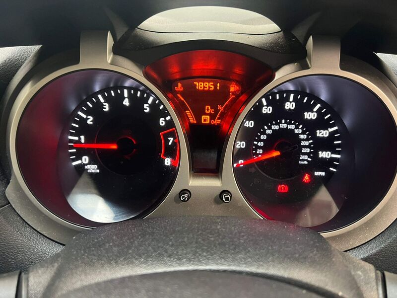 NISSAN JUKE