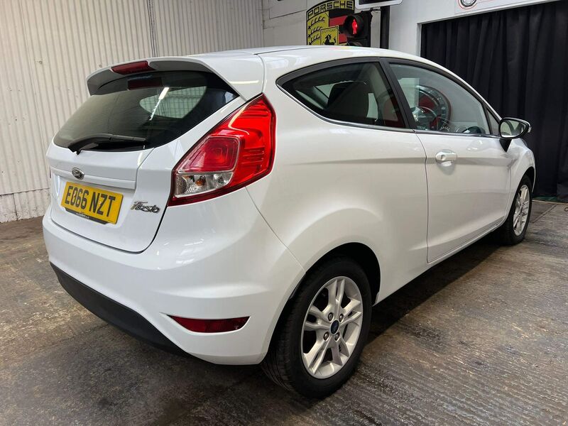 FORD FIESTA