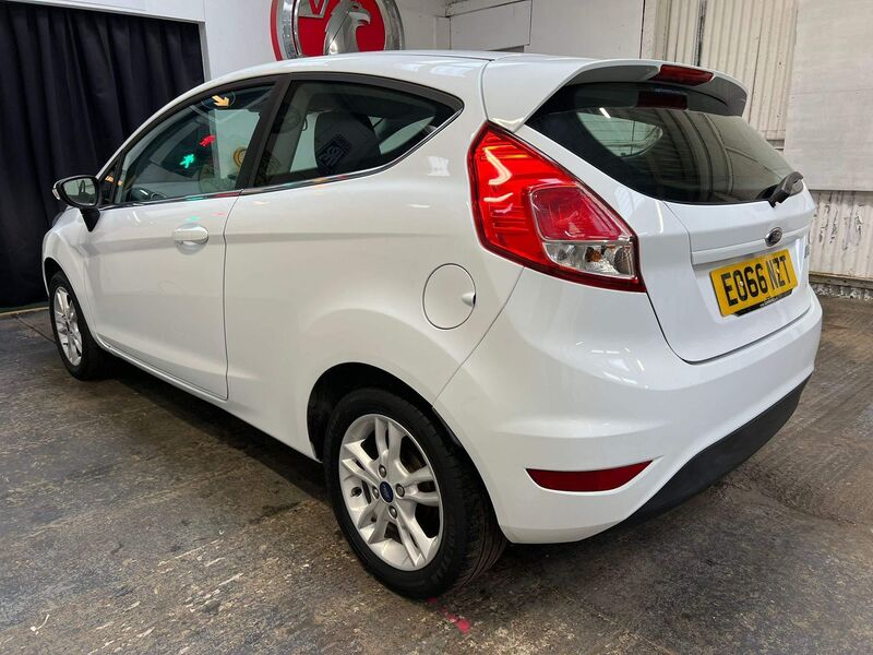 FORD FIESTA