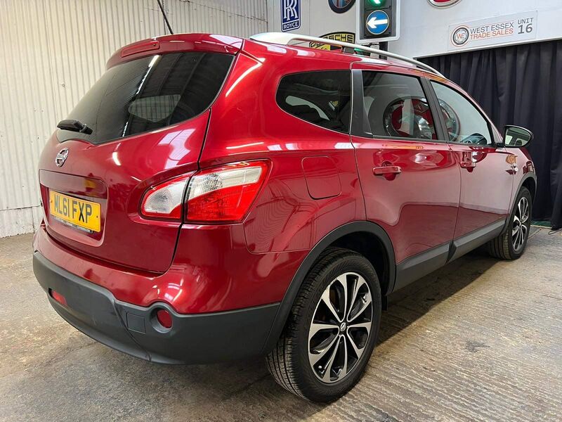 NISSAN QASHQAI+2