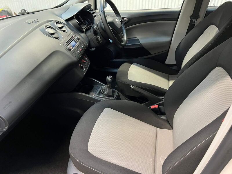 SEAT IBIZA