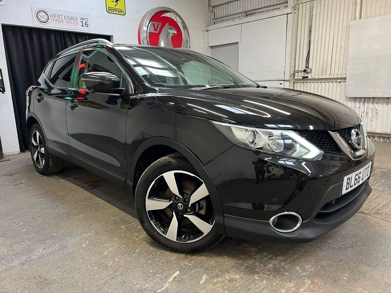 View NISSAN QASHQAI 1.5 dCi N-Connecta 2WD Euro 6 (s/s) 5dr