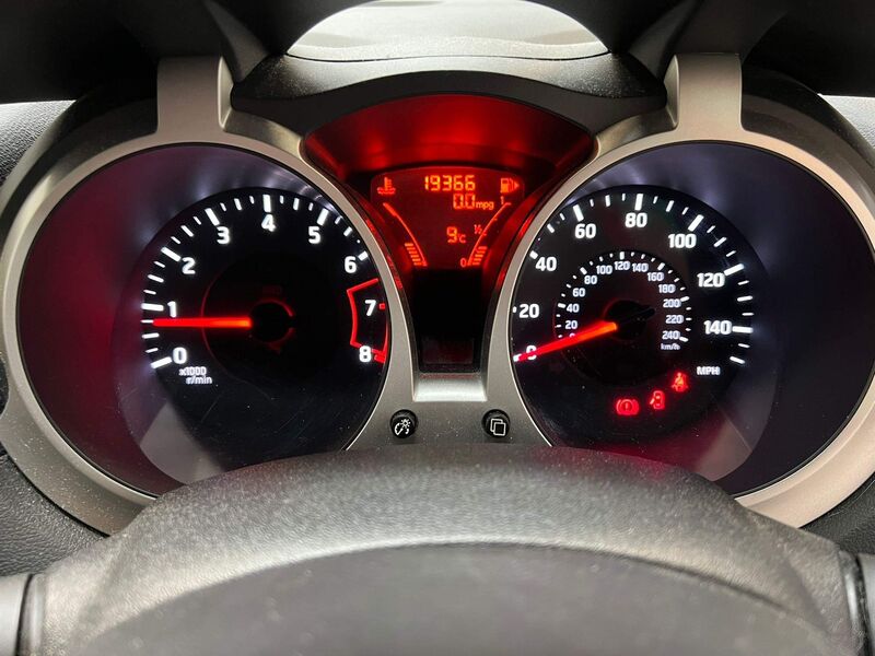 NISSAN JUKE