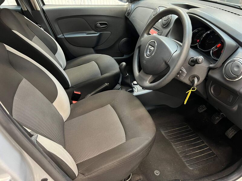 DACIA SANDERO