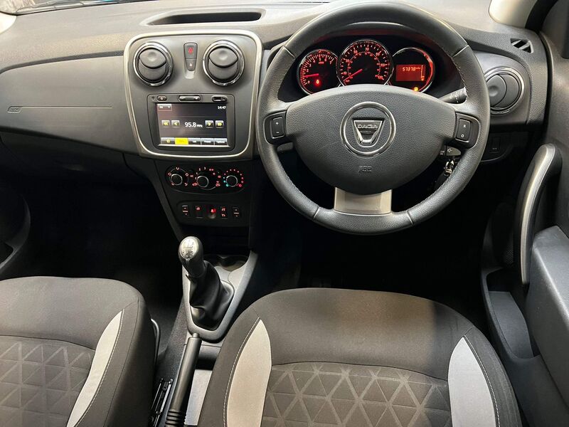 DACIA SANDERO STEPWAY