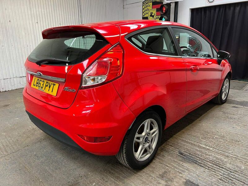 FORD FIESTA