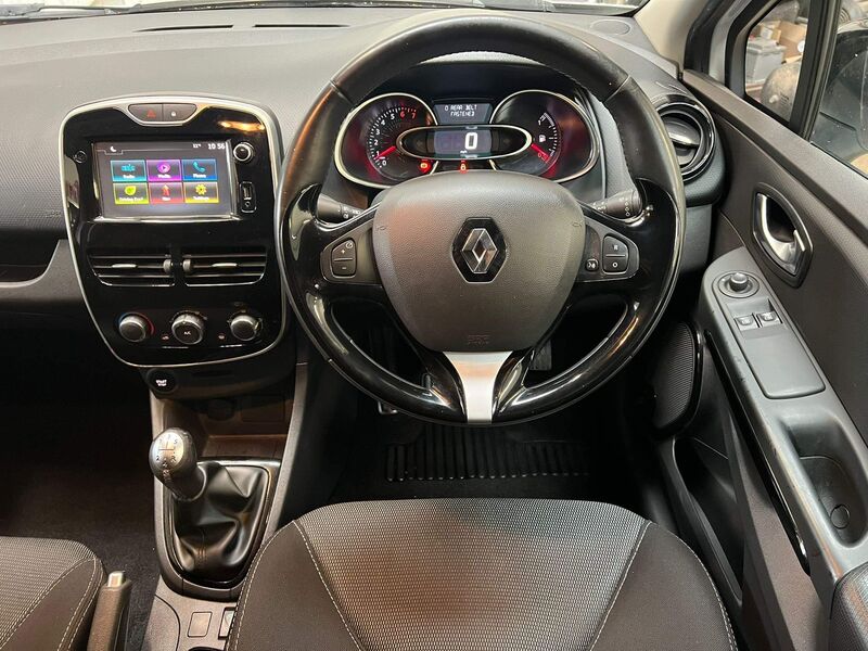 RENAULT CLIO