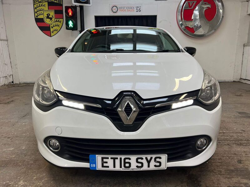 RENAULT CLIO
