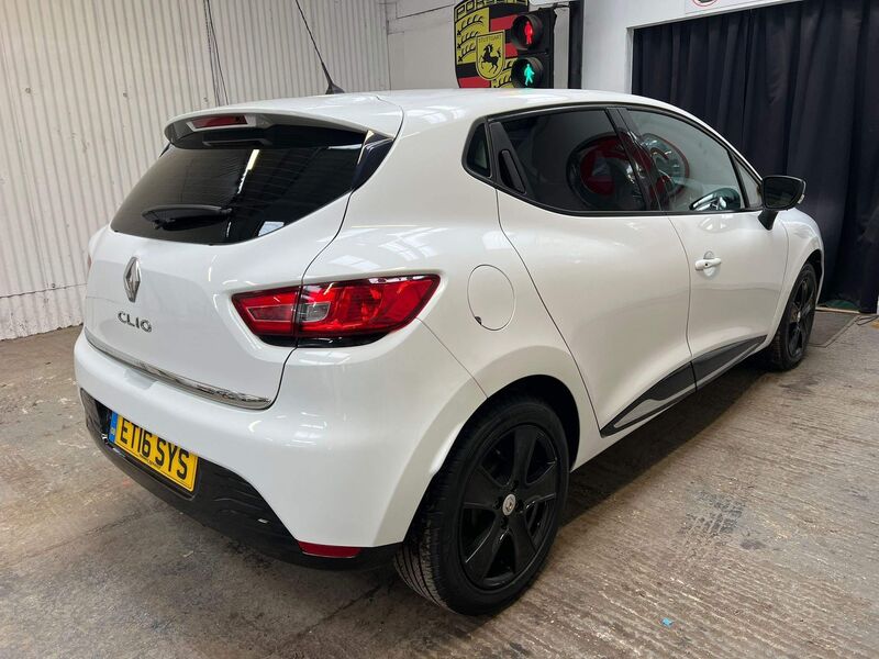 RENAULT CLIO