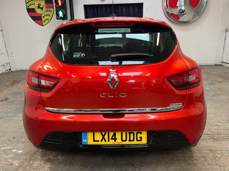 RENAULT CLIO