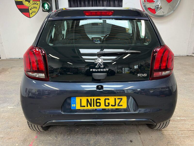 PEUGEOT 108