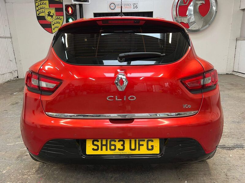 RENAULT CLIO