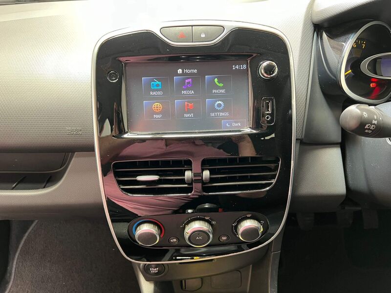 RENAULT CLIO