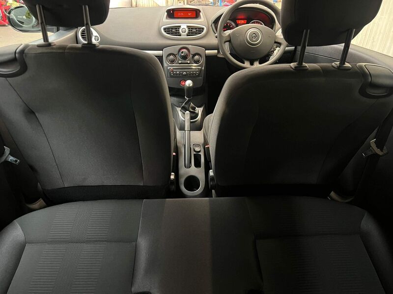 RENAULT CLIO