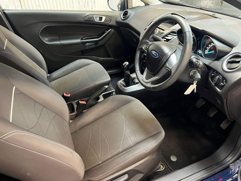FORD FIESTA