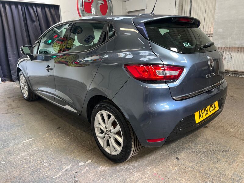 RENAULT CLIO
