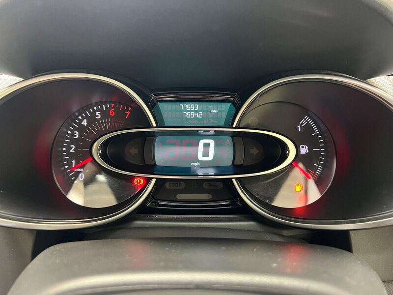 RENAULT CLIO