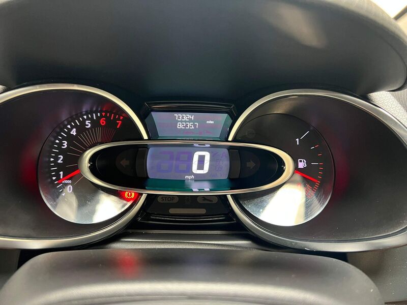 RENAULT CLIO