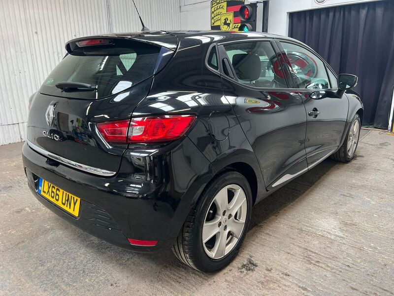 RENAULT CLIO