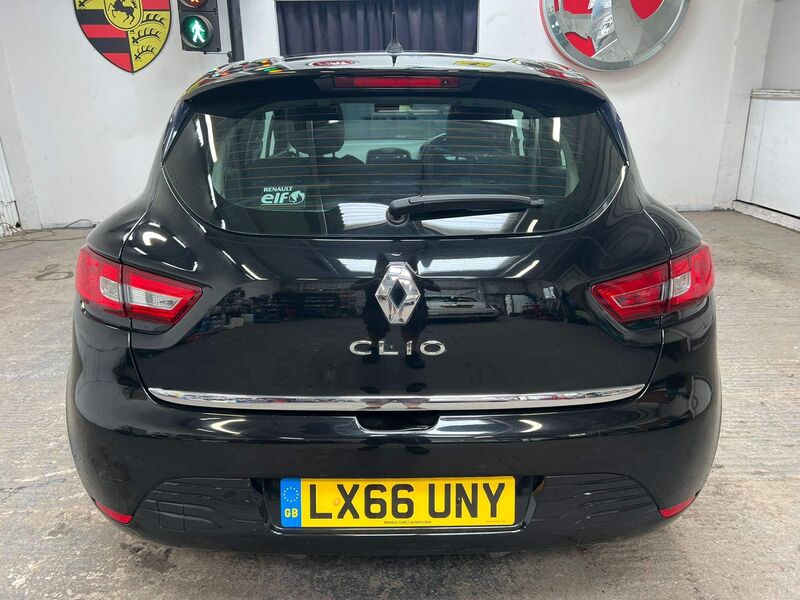 RENAULT CLIO