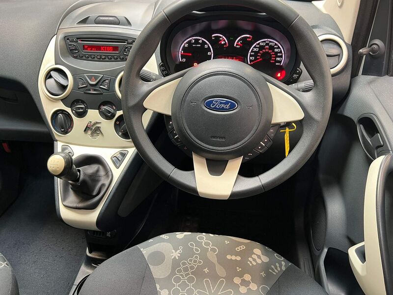 FORD KA