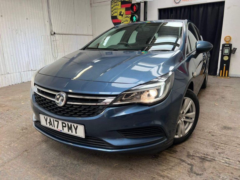 VAUXHALL ASTRA