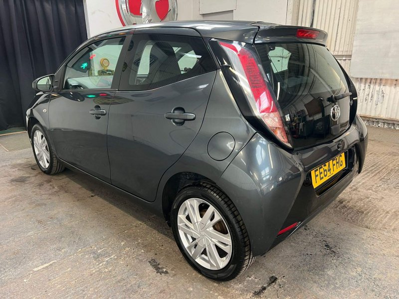TOYOTA AYGO