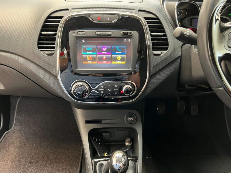 RENAULT CAPTUR