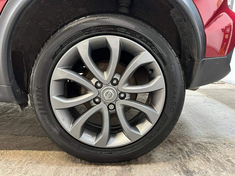 NISSAN JUKE