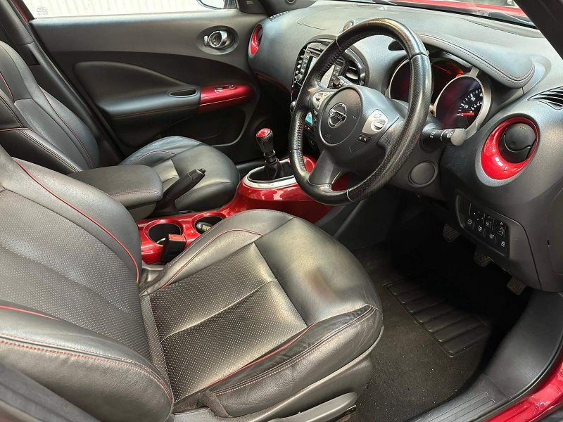 NISSAN JUKE