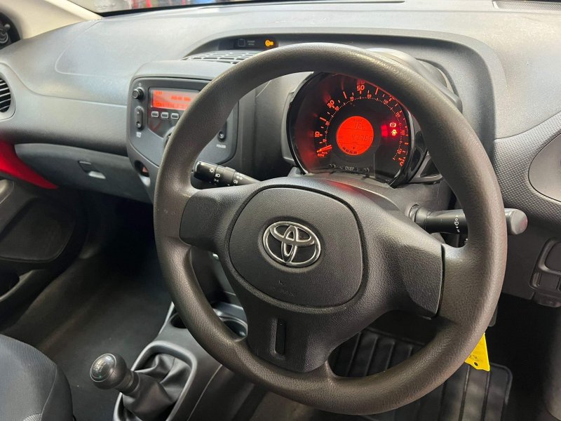 TOYOTA AYGO