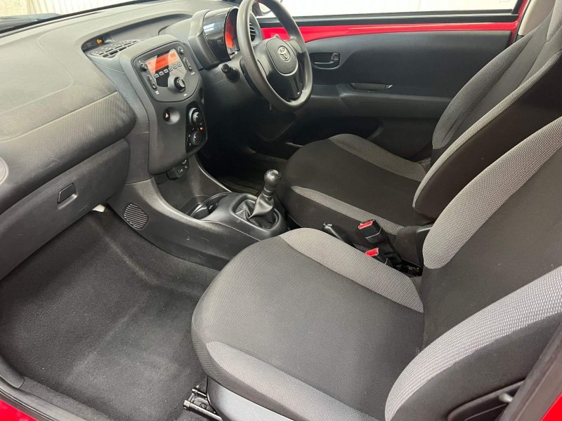 TOYOTA AYGO
