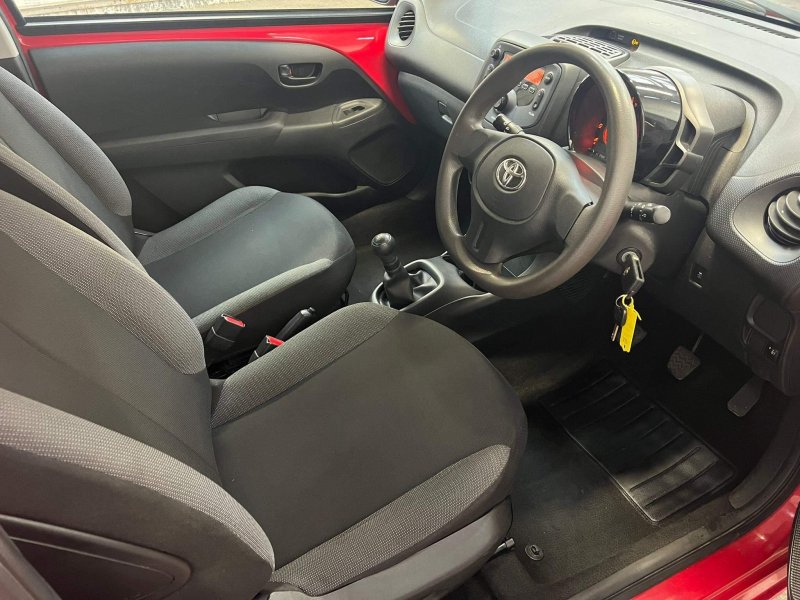 TOYOTA AYGO