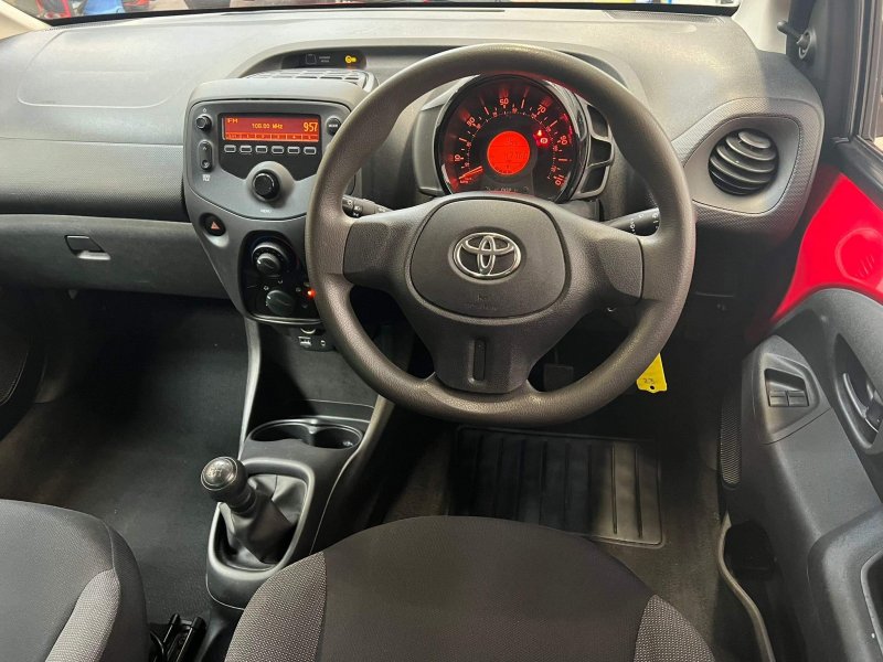 TOYOTA AYGO