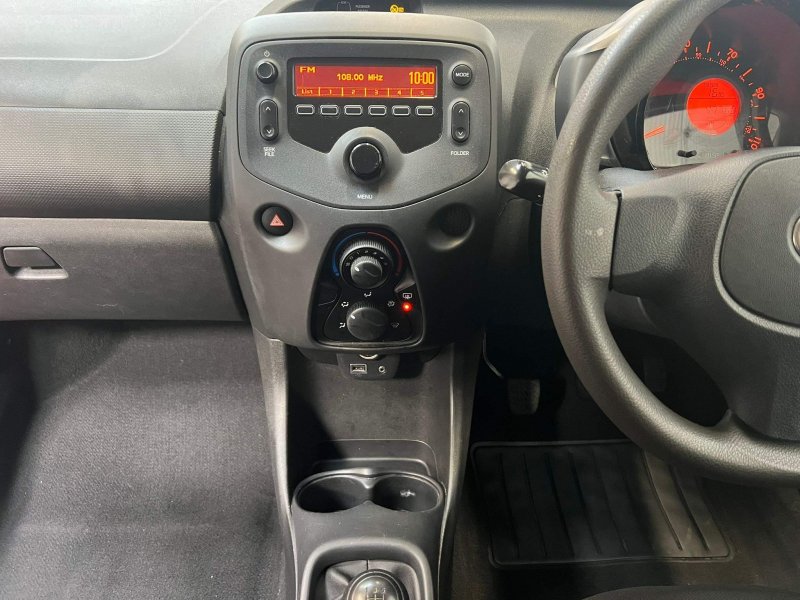 TOYOTA AYGO