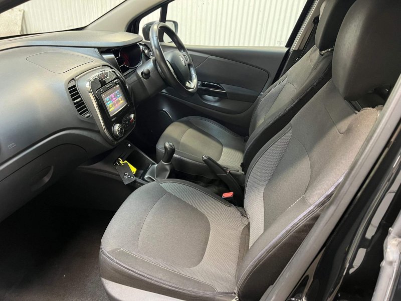 RENAULT CAPTUR