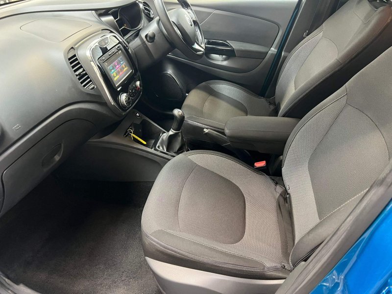 RENAULT CAPTUR