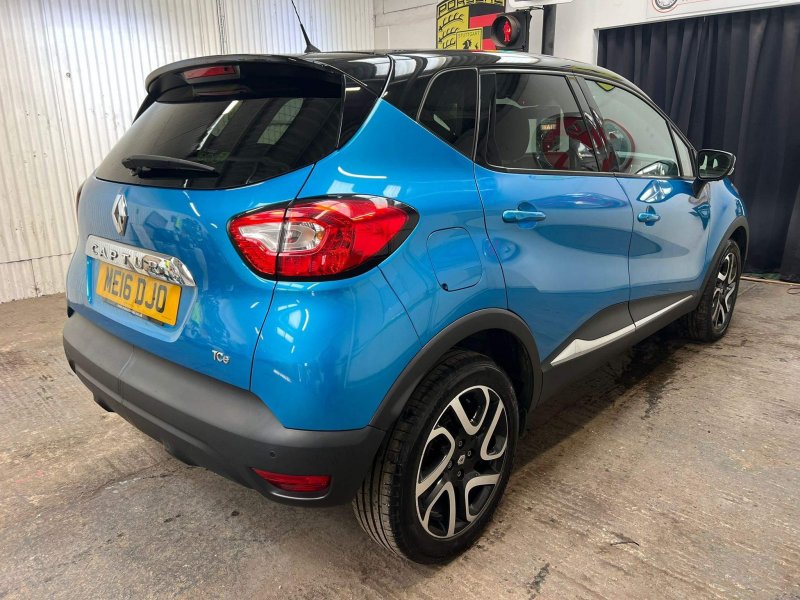 RENAULT CAPTUR