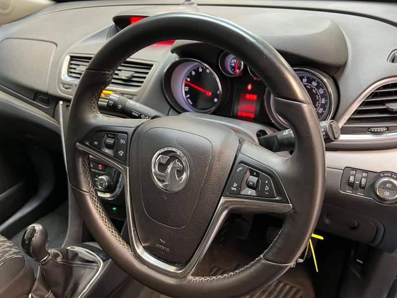VAUXHALL MOKKA