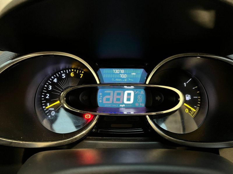 RENAULT CLIO