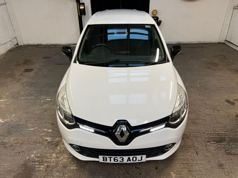RENAULT CLIO