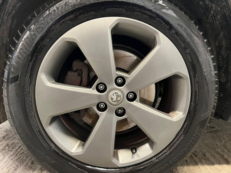 VAUXHALL MOKKA