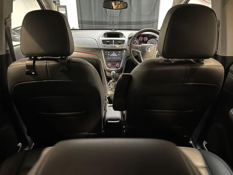 VAUXHALL MOKKA