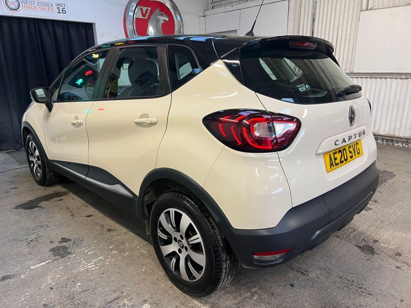 RENAULT CAPTUR