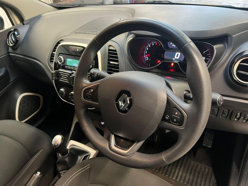 RENAULT CAPTUR