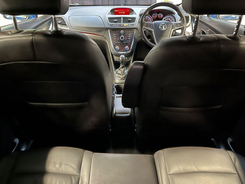 VAUXHALL MOKKA